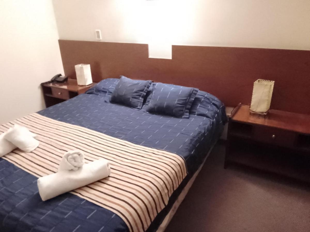 Hotel Shauard Салта Екстериор снимка