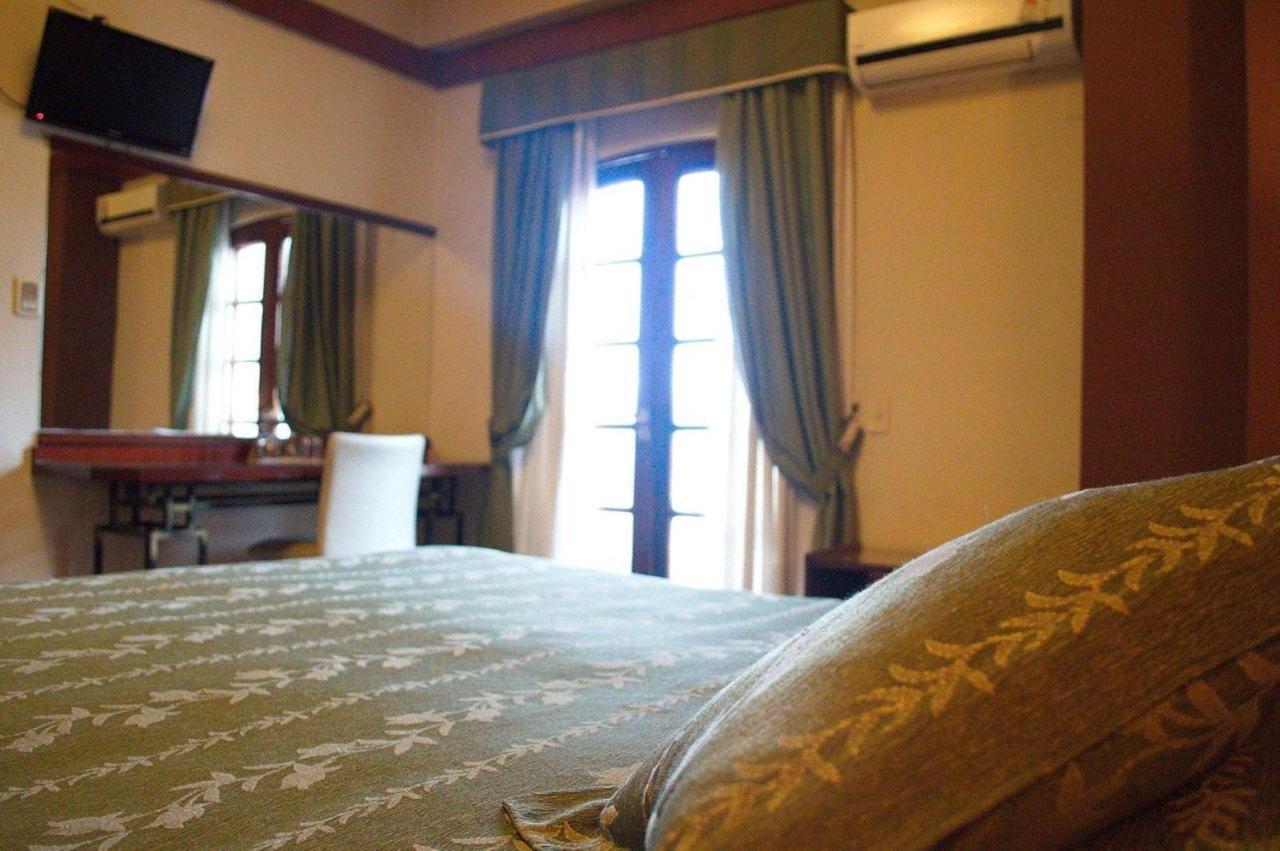 Hotel Shauard Салта Екстериор снимка