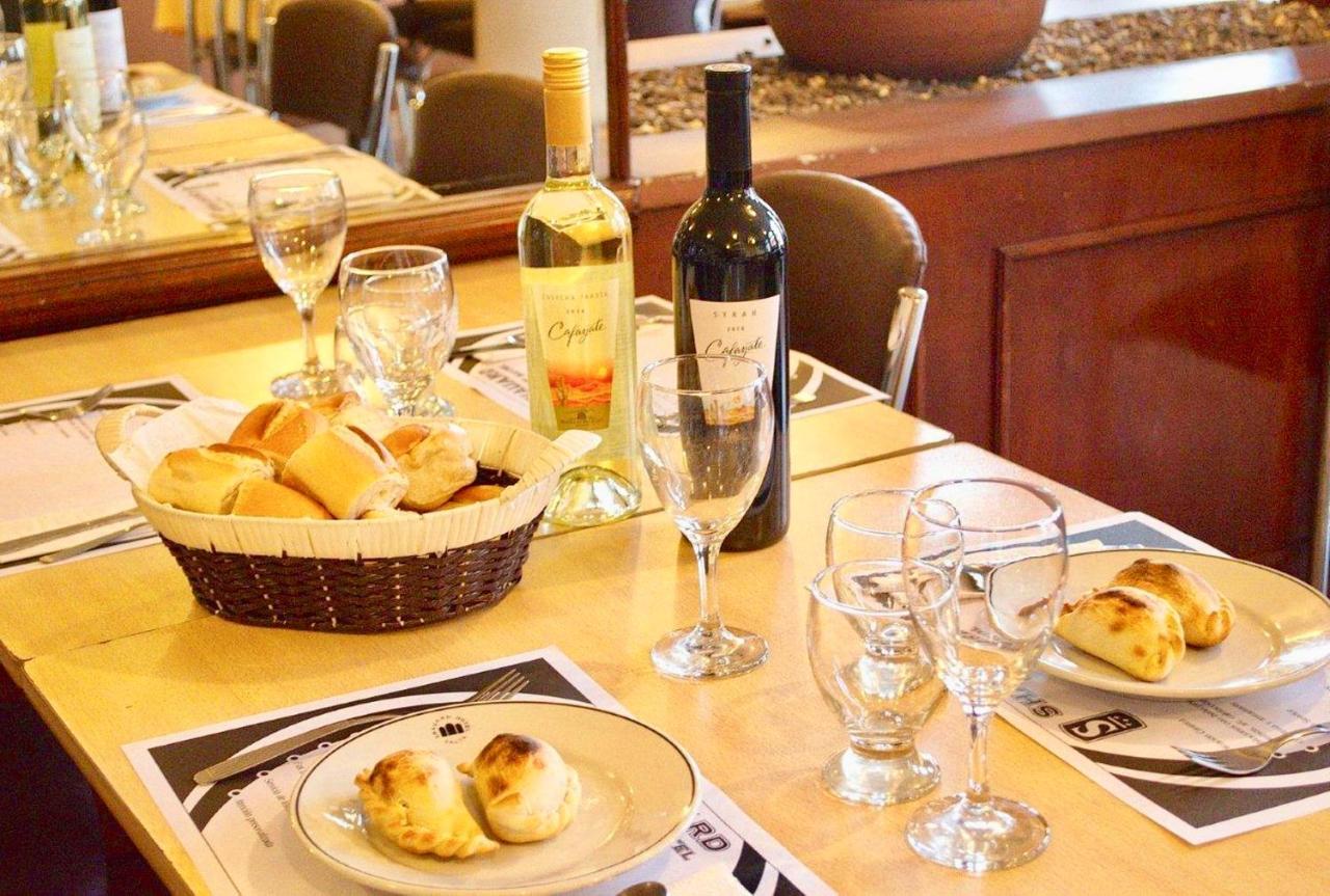 Hotel Shauard Салта Екстериор снимка